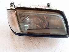 Faro anteriore destro usato  Italia