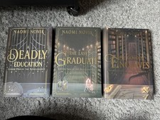 Fairyloot scholomance naomi gebraucht kaufen  Berlin