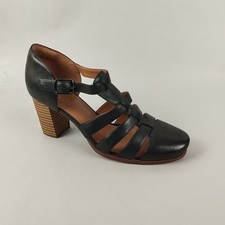Clarks bar sandals for sale  PAISLEY