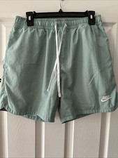 Bermuda Nike masculina esportiva forrada de tecido verde óleo média RR $50 comprar usado  Enviando para Brazil