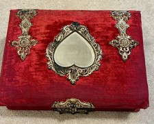 Álbum de fotos antigo vitoriano de veludo vermelho com espelho de coração 1800  comprar usado Álbum de fotos antigo vitoriano de veludo vermelho com espelho de coração 1800  comprar usado  Enviando para Brazil