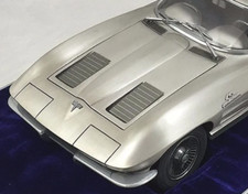 Sculpture chevrolet corvette for sale  Dyer