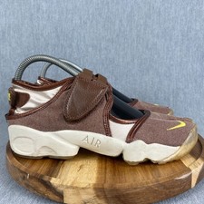 Sandálias Nike Air Rift femininas tamanho 8 marrom biqueira dividida pedra de ferro moda casual comprar usado  Enviando para Brazil