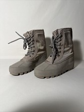 Adidas women yeezy for sale  Egg Harbor Township