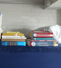 11 variety pick and choose books. Read description for available items. comprar usado  Enviando para Brazil