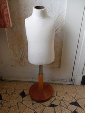 mannequin juvenia d'occasion mannequin juvenia d'occasion Saint-Sébastien-de-Morsent