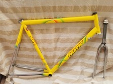 Cadre vélo vintage d'occasion  Domérat