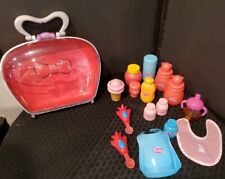 Lote de acessórios de alimentação Baby Alive além de estojo circular Play comprar usado  Enviando para Brazil