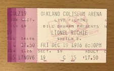 1986 LIONEL RICHIE / SHEILA E. OAKLAND INGRESSO PARA CONCERTO ESBOÇO VIDA GLAMOUROSA 15 comprar usado  Enviando para Brazil