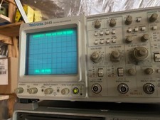 Osciloscópio Tektronix 2445 150MHz 4 Canais, Funcionando, AUTO TESTE PASSE, Como Está comprar usado  Enviando para Brazil