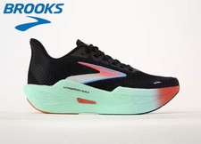 Scarpe corsa sportive usato  Catania