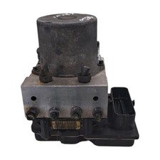 Pompa abs 4f0614517l usato  Zoppe di Cadore