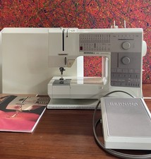 Máquina de costura Bernina 1230 - Computadorizada - Bordado - Geral - Letras comprar usado  Enviando para Brazil