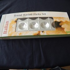 Round ravioli maker for sale  SOLIHULL