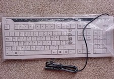 Fujitsu computer keyboard for sale  SOUTHAMPTON