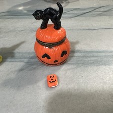 Black cat pumpkin for sale  Milton