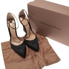 Tacchi décolleté gianvito usato Tacchi décolleté gianvito usato  Spedire a Italy