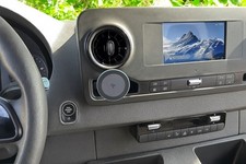 Suporte de telefone carregador QI Mercedes Benz Sprinter 2019-2024 fabricado no Reino Unido comprar usado  Enviando para Brazil