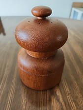 pepper grinder salt shaker for sale pepper grinder salt shaker for sale Ocklawaha