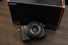 Sony rx1r nera usato  Peschiera Borromeo