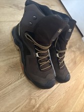 Size salomon quest for sale  Winston Salem