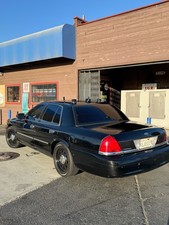 2010 ford crown for sale  Ontario