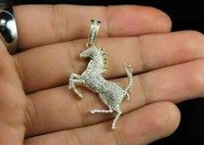 Usado, Pingente de cavalo Ferrari de moissanita real corte redondo 2 quilates folheado a ouro amarelo 14K 18" comprar usado  Enviando para Brazil