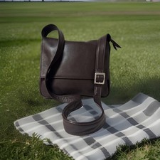 Various clean purses for sale  Salem