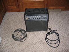 Line 6 Spider V 20 MkII 20Watt 1x8" amplificador de guitarra modelagem digital +alimentação + cabo RCA comprar usado  Enviando para Brazil