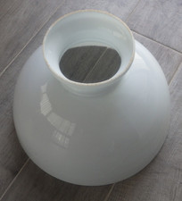Opaline ancienne blanche d'occasion  Riom-ès-Montagnes