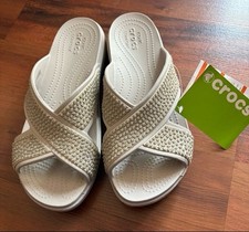 New crocs women for sale  Hastings