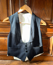 Ancien gilet smocking d'occasion Ancien gilet smocking d'occasion  Briare