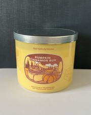 Bath & Body Works 3 knoty świeca dynia cynamon bułek na sprzedaż  Wysyłka do Poland