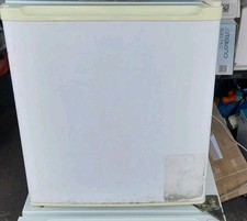 Tabletop fridge litres for sale  RUGELEY