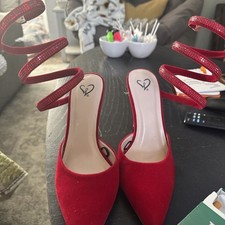 Women four inch for sale  Bridgton
