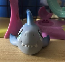 Petshop requin 2139 d'occasion  Bully-les-Mines