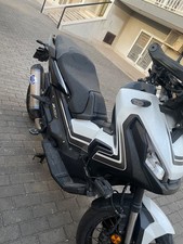 Honda adv 750 usato  Bari