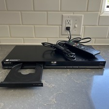 Leitor de DVD Sony BDP-S580 3D Bluray aplicativos inteligentes streaming Wi-Fi com controle remoto FUNCIONA comprar usado Leitor de DVD Sony BDP-S580 3D Bluray aplicativos inteligentes streaming Wi-Fi com controle remoto FUNCIONA comprar usado  Enviando para Brazil