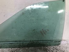 Vetro scendente anteriore usato Vetro scendente anteriore usato  Italia