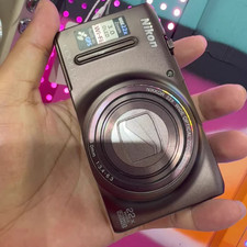 Nikon coolpix s9500 usato  Spedire a Italy