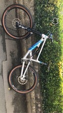 Commencal supreme downhill for sale  LONDON