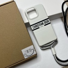Usado, Autêntica capa Dior Vibe para iPhone 13 Pro com cabo • Couro de bezerro branco. READ DES comprar usado  Enviando para Brazil
