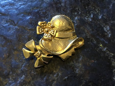Jolie broche dorée d'occasion  Auch