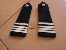 Paire epaulettes militaires d'occasion  Gréoux-les-Bains