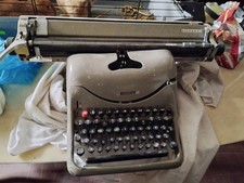 Macchina scrivere olivetti usato Macchina scrivere olivetti usato  Sassari