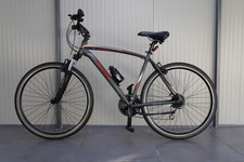 Bicicletta trekking usato  Due Carrare