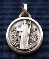 Médaille religieuse protectio d'occasion  Pont-Évêque