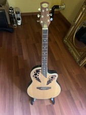 Chitarra acustica elettrica usato  Cantagallo