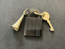 Hermès pendentifs breloques d'occasion Hermès pendentifs breloques d'occasion  Paris-