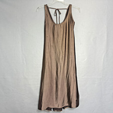 Usado, Vestido regata feminino Gap midi cetim macio tamanho M elástico amarração traseira luxo clássico comprar usado  Enviando para Brazil